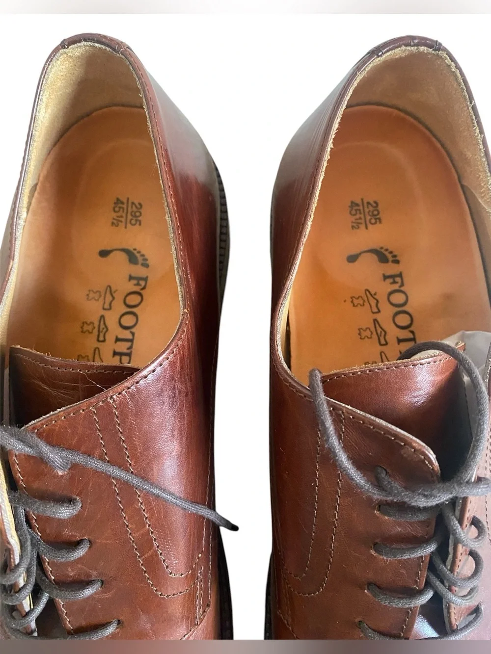 Footprints by Birkenstock men’s brown leather Oxford shoes